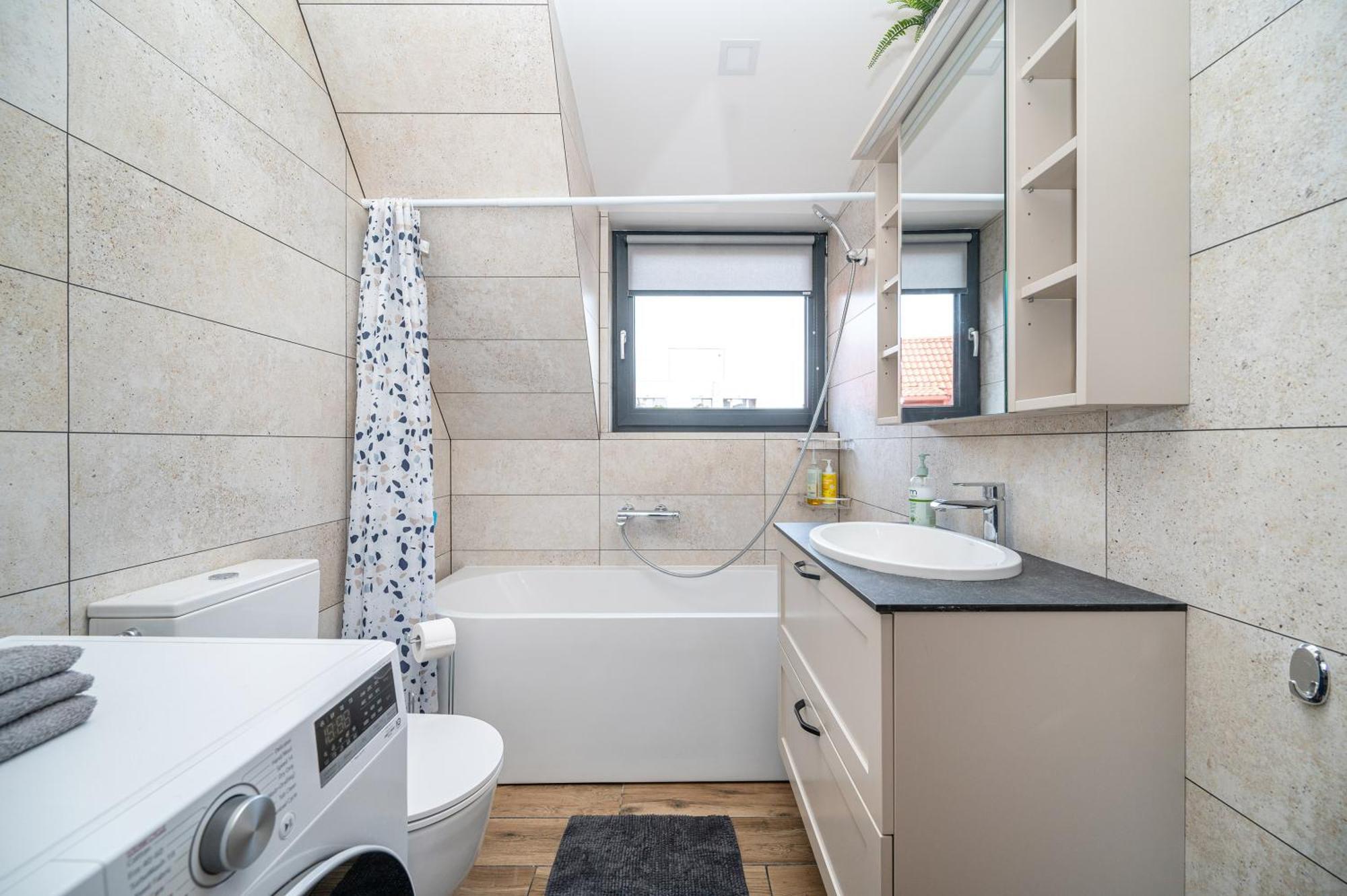 Cozy Central Attic Self Check In VNO Extérieur photo